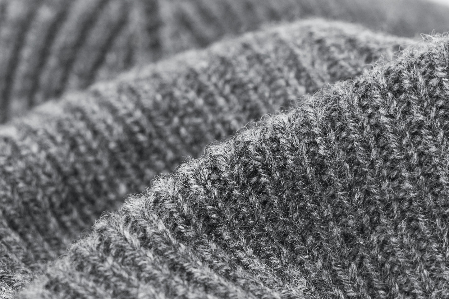 Customizable wool and cashmere beanie